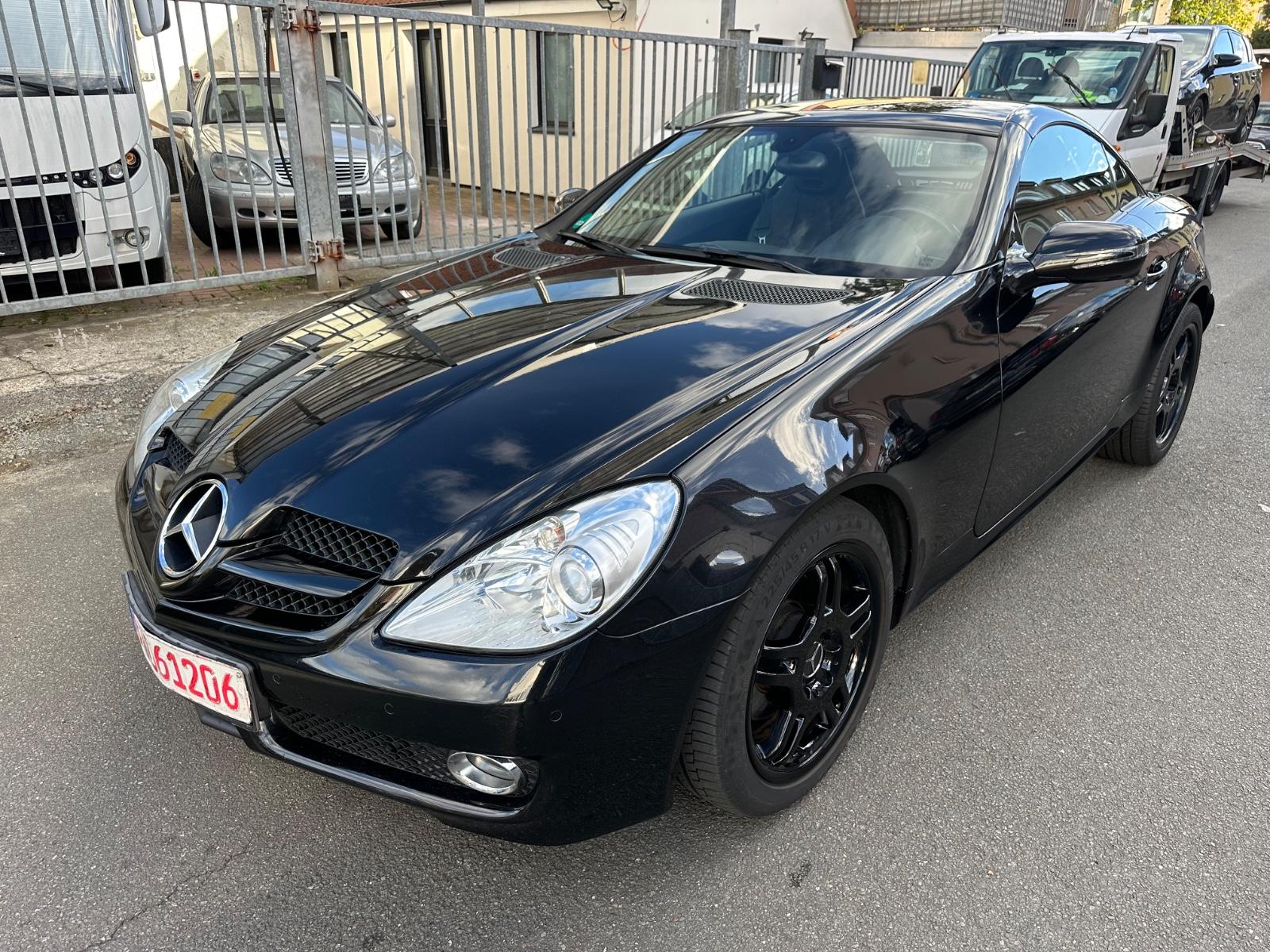 Mercedes-Benz SLK 300 Roadster amg/2hd/voll Leder/top gepflegt