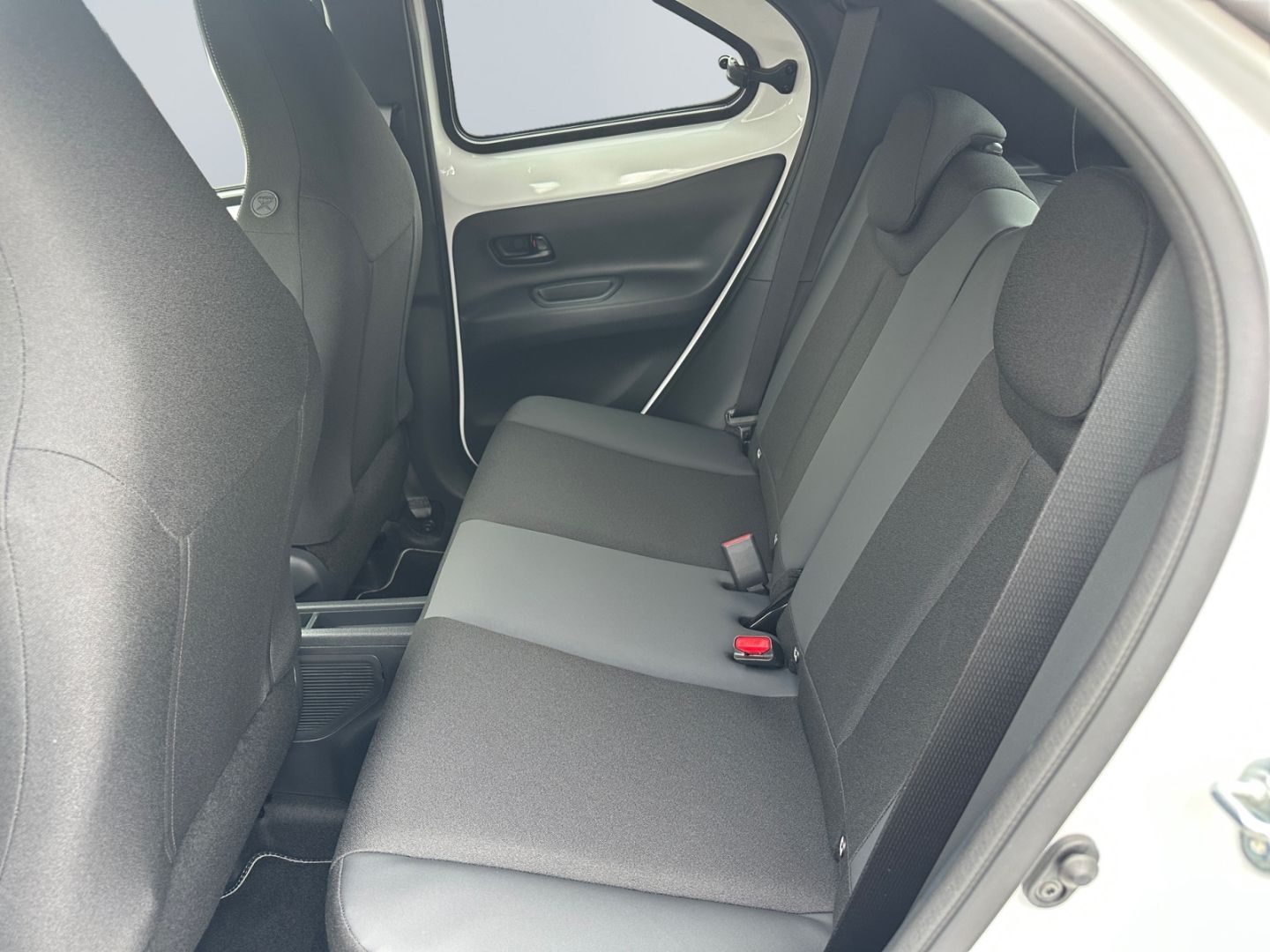 Toyota Aygo (X) - Bild 14