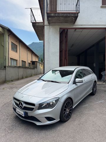 MERCEDES-BENZ Mercedes-benz CLA 200 d Premium