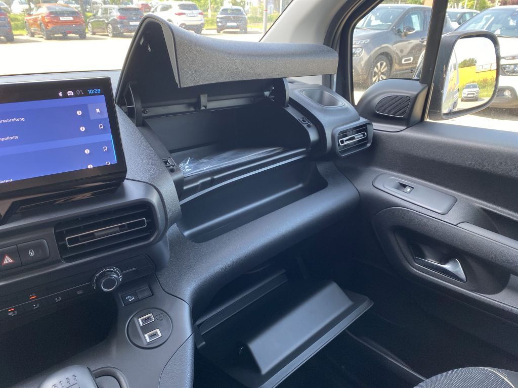 Fahrzeugabbildung Citroën Berlingo 1.5 Diesel 100 Lang *Laderaumv*Rückfahr