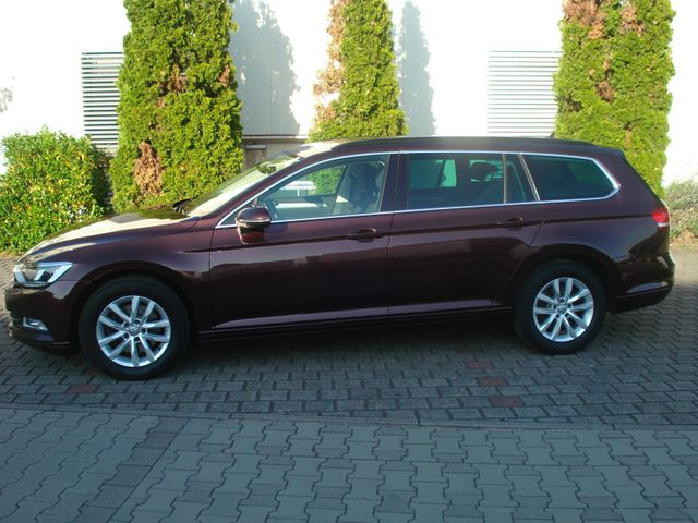 Volkswagen Passat  Comfortline BMT. 110 KW! EU-6! 1-HD!TOP!