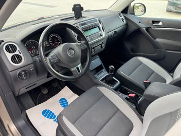 Volkswagen Tiguan - 10