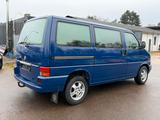 Volkswagen T4 Caravelle - Volkswagen T4 Caravelle aus 2002
