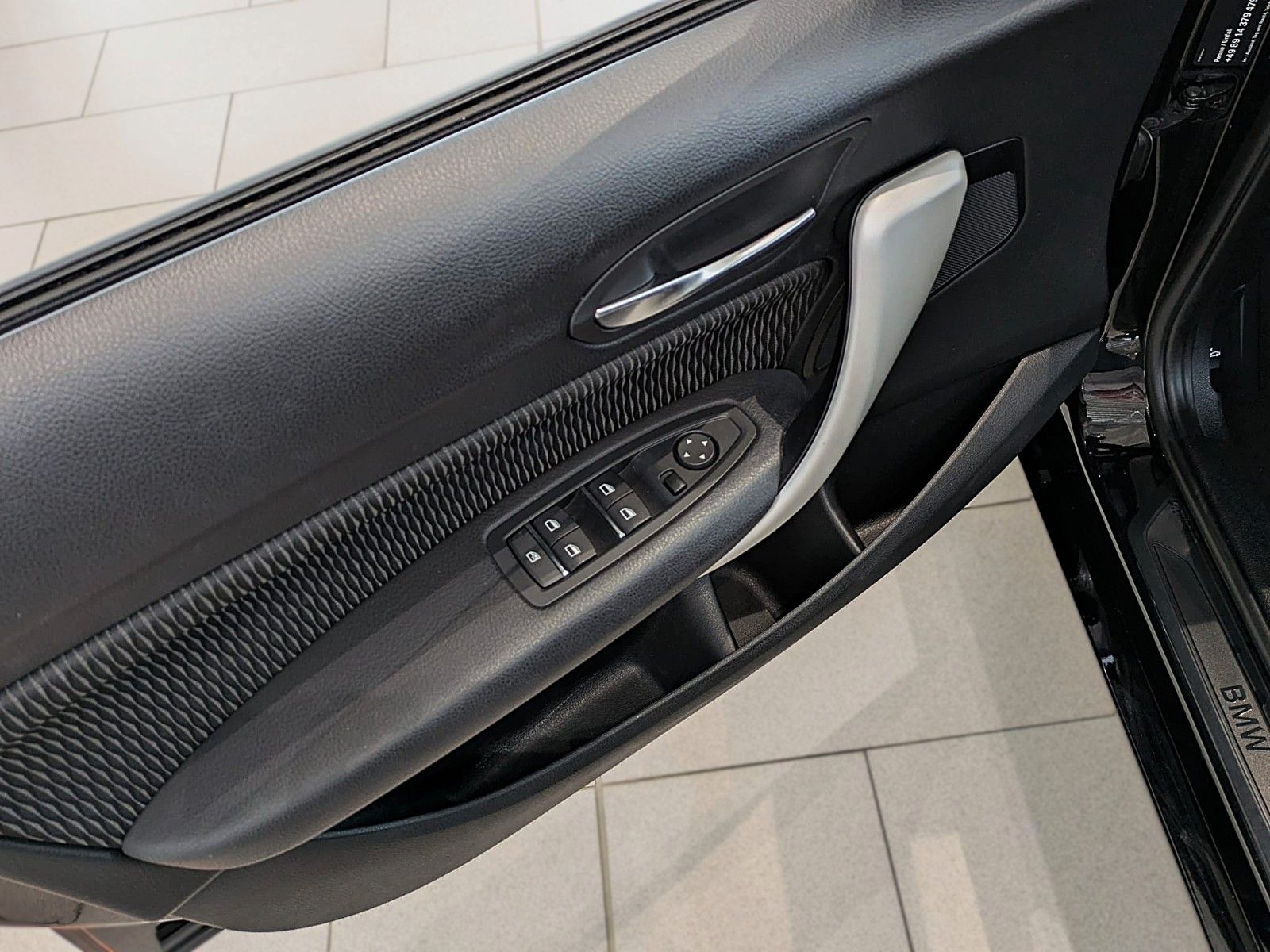 Fahrzeugabbildung BMW 116d 5 Trg KLIMAAUT NAVI SITZHZG PDC 1.HAND ALU