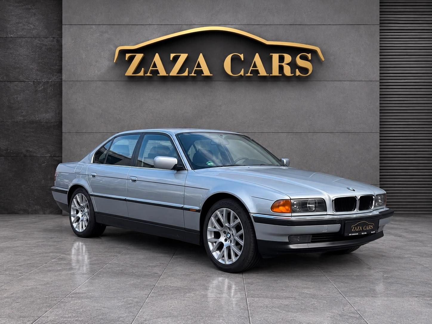BMW 728i - 193 CV - BVA - ENTRETIEN COMPLET