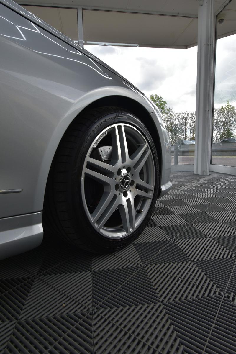 Mercedes-Benz E 250 Cabrio SHZ NAVI SBL AHK TEMP