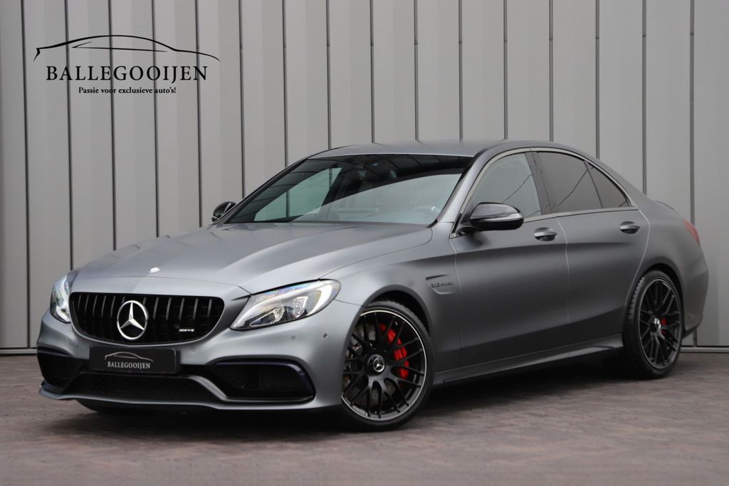 Image of Mercedes-Benz C 63 AMG