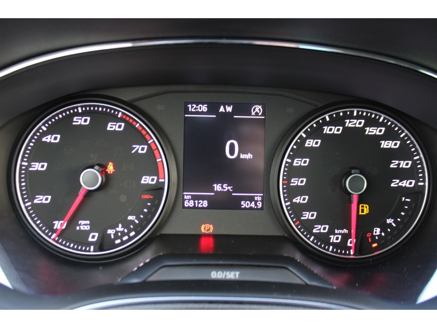 Fahrzeugabbildung SEAT Arona 1.0 TSI FR LED Navi TWA PDC DAB SHZ Tempom