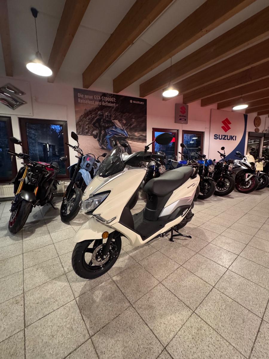 Suzuki Burgman 125 UB 125 MY 2026