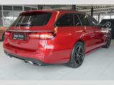 Mercedes-Benz E 300 e T AMG Night Panorama MBUX Navi+ 360° - rote Mercedes-Benz E 300