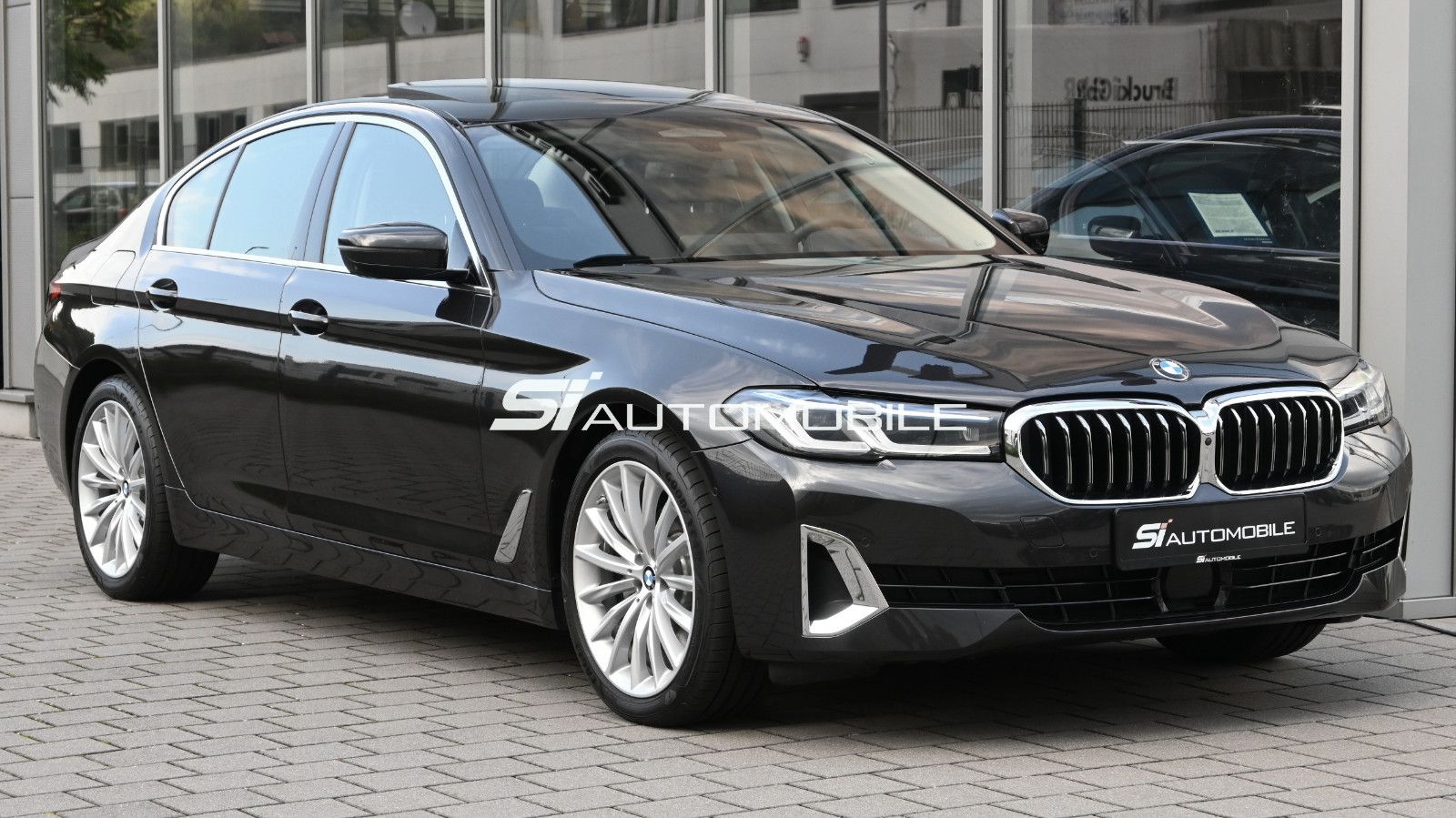 Fahrzeugabbildung BMW 520d xDr. Luxury °UVP 84.070€°360°-KAM°GLASDACH°