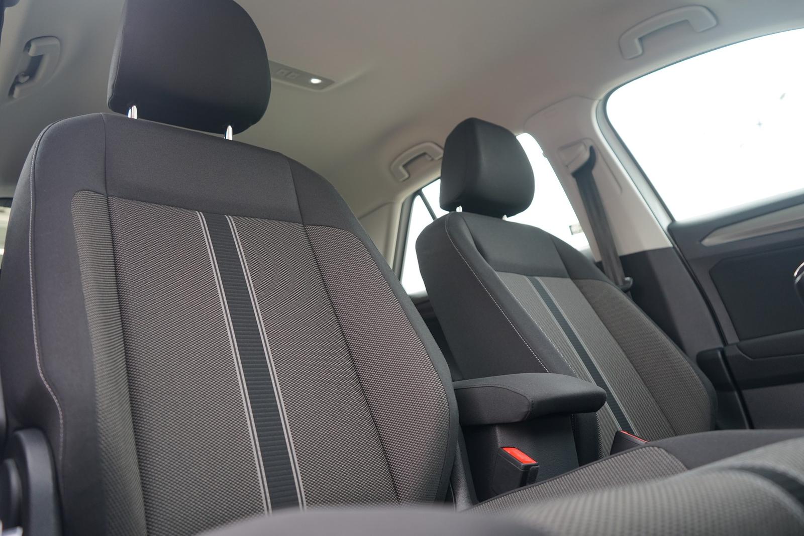 Volkswagen T-Roc 1.0 Style ACC PDC Sitzheizung AHK, миниатюра 13