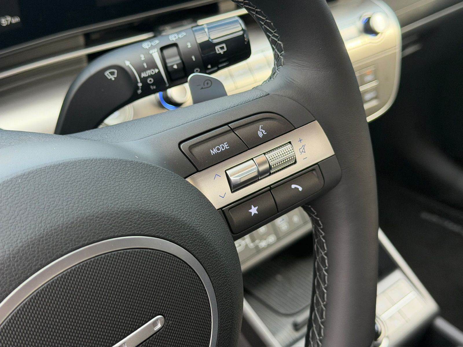 Fahrzeugabbildung Hyundai KONA EV Trend 150 kW *RW507KM*Navi*ACC*LED*RFK*