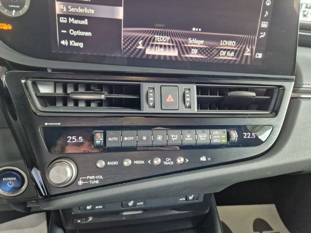 Lexus ES 300  h Busins – Line -Kamera – Bluetooth