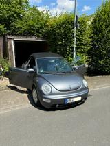 Volkswagen Beetle - gebrauchte Volkswagen Beetle aus dem Jahr 2005