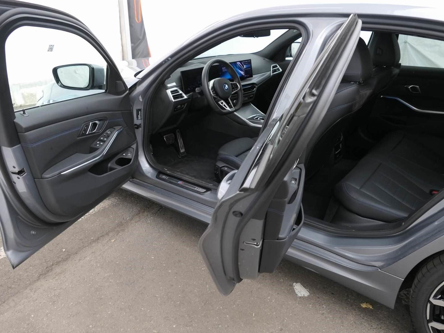BMW 330 - Bild 11