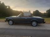 Fiat 124 Spider - blaue Fiat 124 Spider