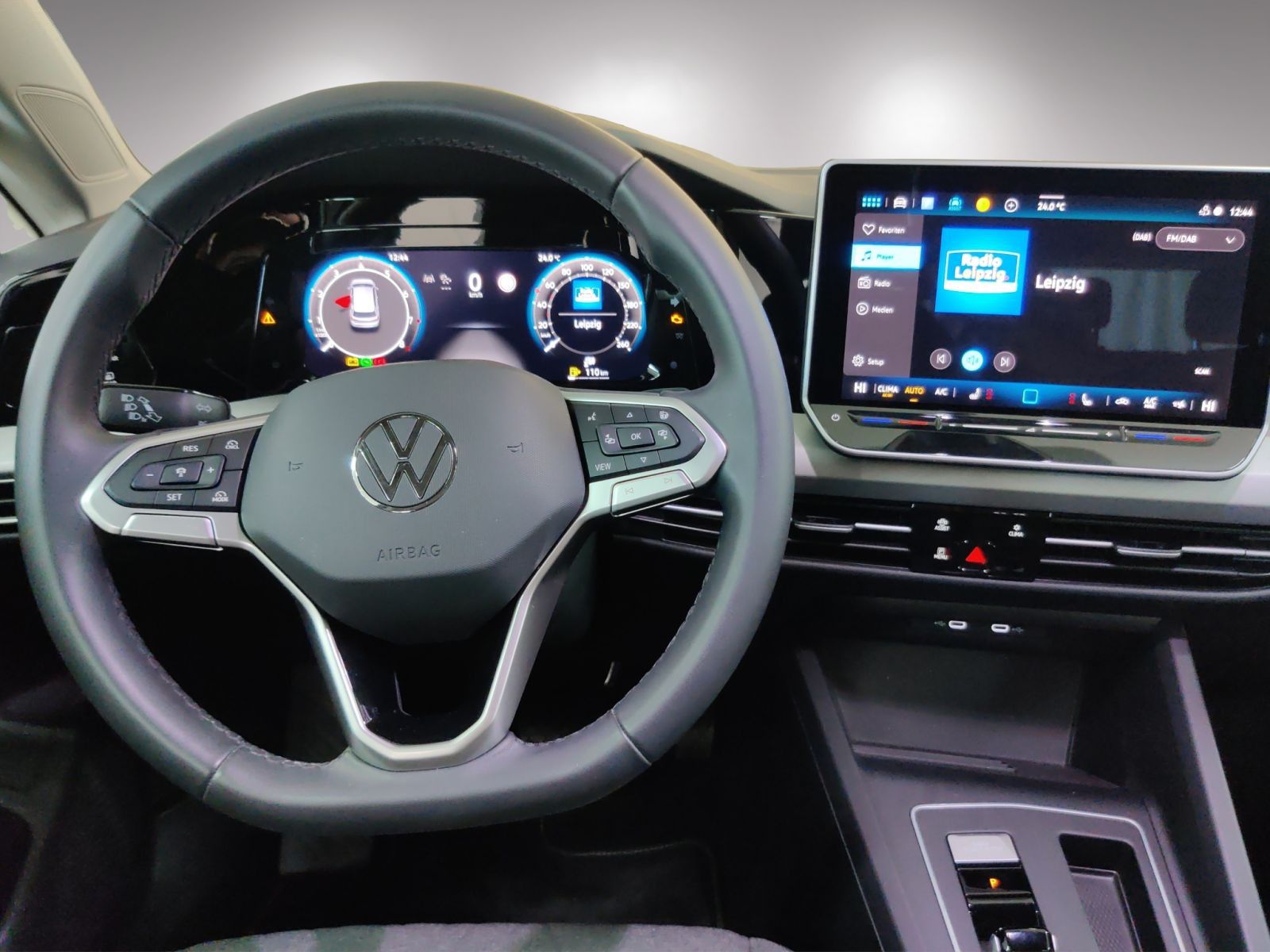 Volkswagen Golf Life 1.5 eTSI AHK/LED/Standhzg/RFK/04.30Gar foto 8