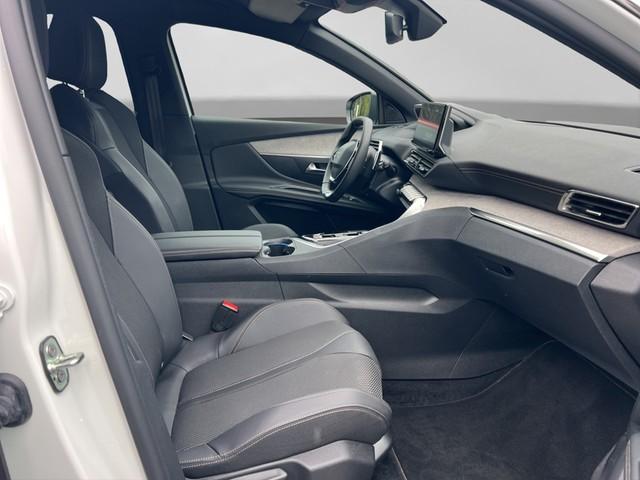Peugeot 3008 GT 1.2 PT 130 EAT8 +ACC+NAVI+LED+CAM+