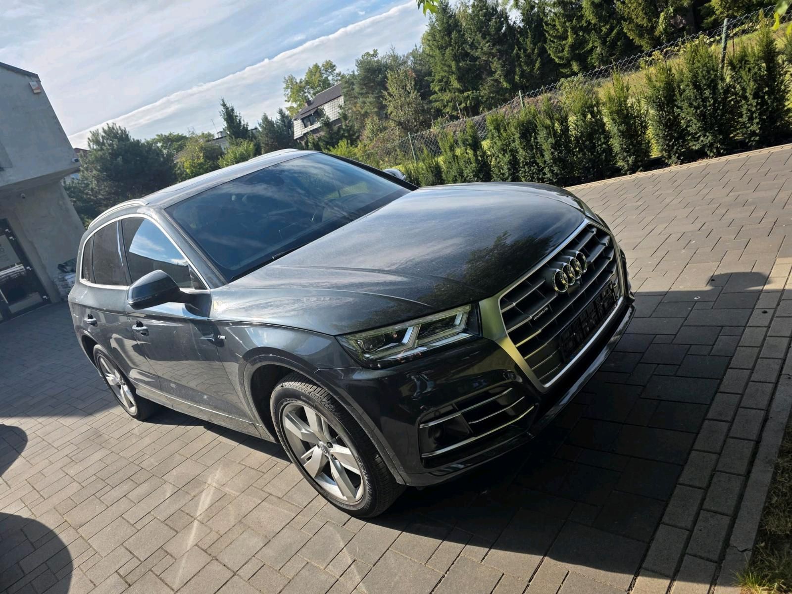 AUDI Audi Q5 2.0TFSI Quattro S-Line
