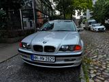 BMW 316i - - BMW 316 aus 2001: 316i