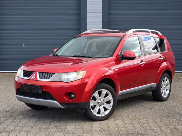 Mitsubishi Outlander 2.2 DI-D Instyle 4WD Leder Navi  Tüv