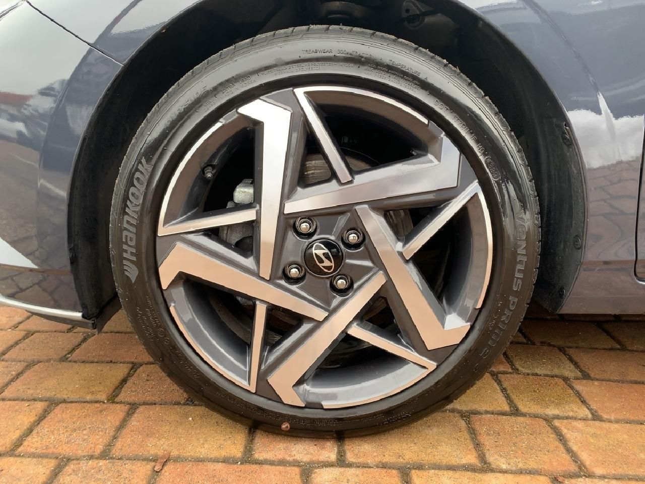 Fahrzeugabbildung Hyundai I20 Prime 1.0 Mild-Hybrid + Komfort-Paket