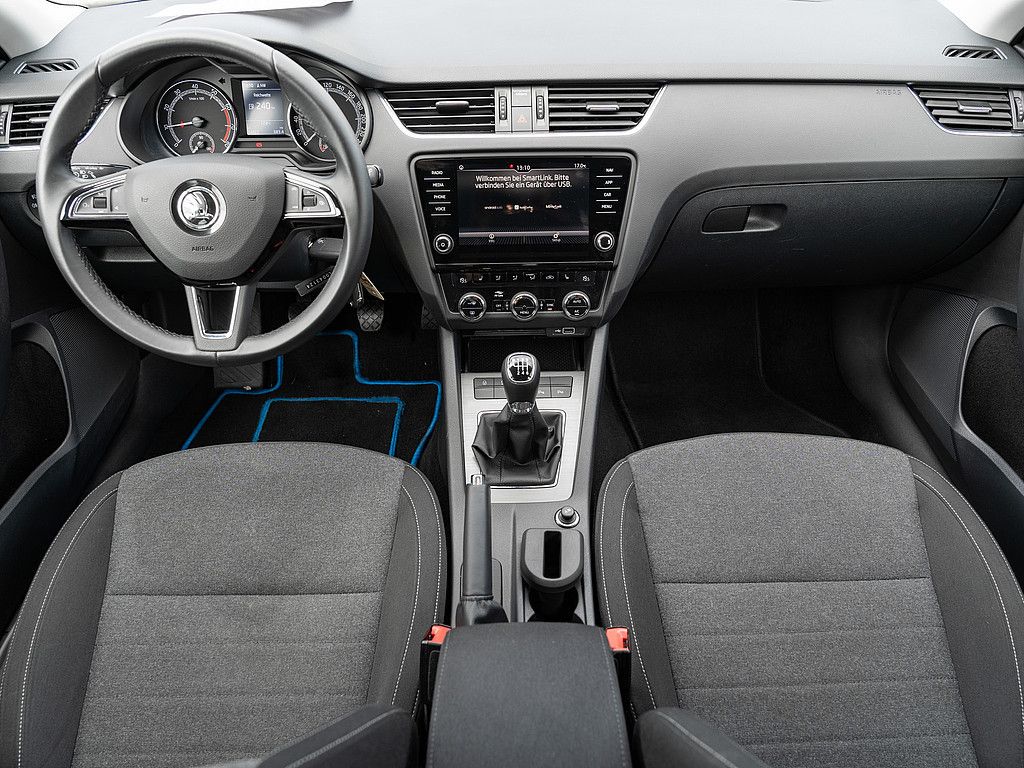 Fahrzeugabbildung SKODA Octavia Combi 1.0 TSI Soleil KlIMA EL.FH ISOFIX