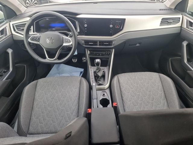 Fahrzeugabbildung Volkswagen Taigo 1.0 TSI MOVE KAMERA AHK NAVI ACC LED SHZ K