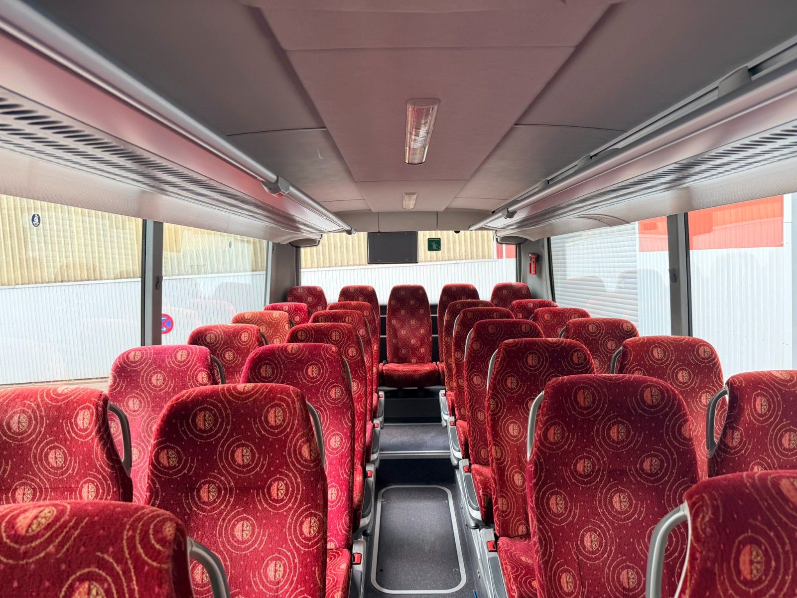 SETRA  2012 - Image 21 of 25