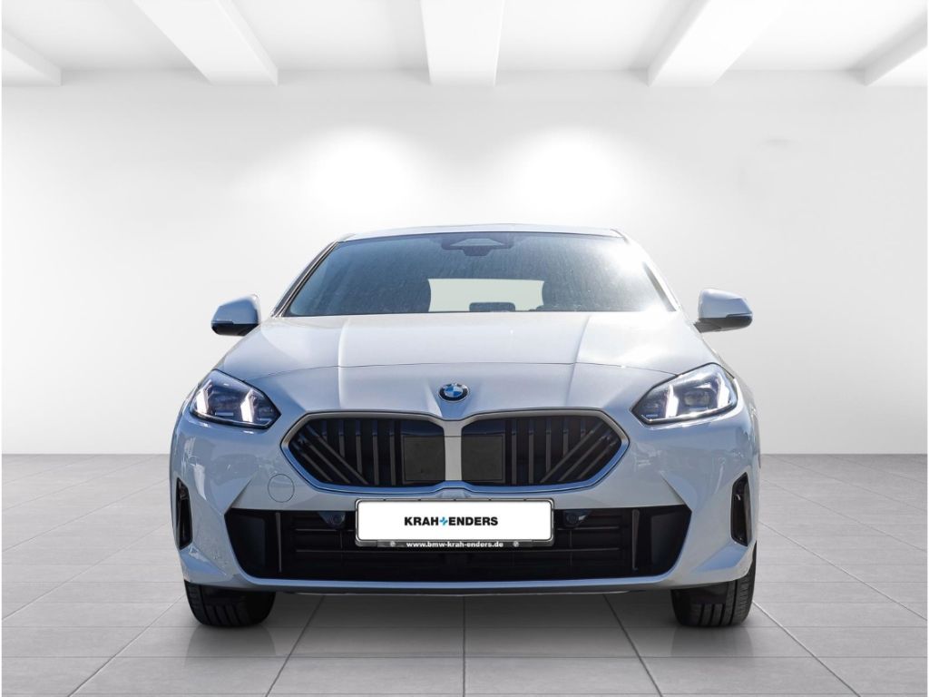 BMW 220 - Bild 2