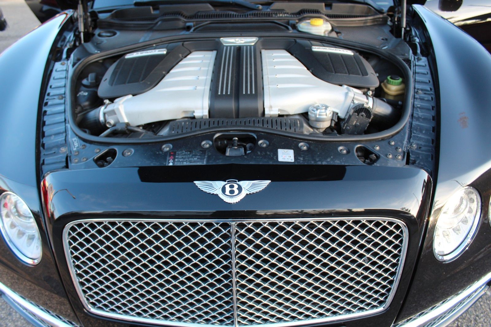 Flying Spur 6.0 W12 Muliner Ausstattung!