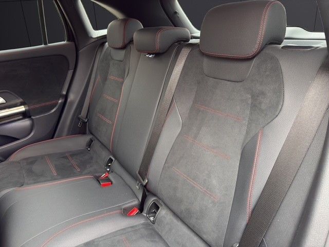Fahrzeugabbildung Mercedes-Benz GLA 250 e *AMG*Hybrid*Ambiente*Kamera*CarPlay*