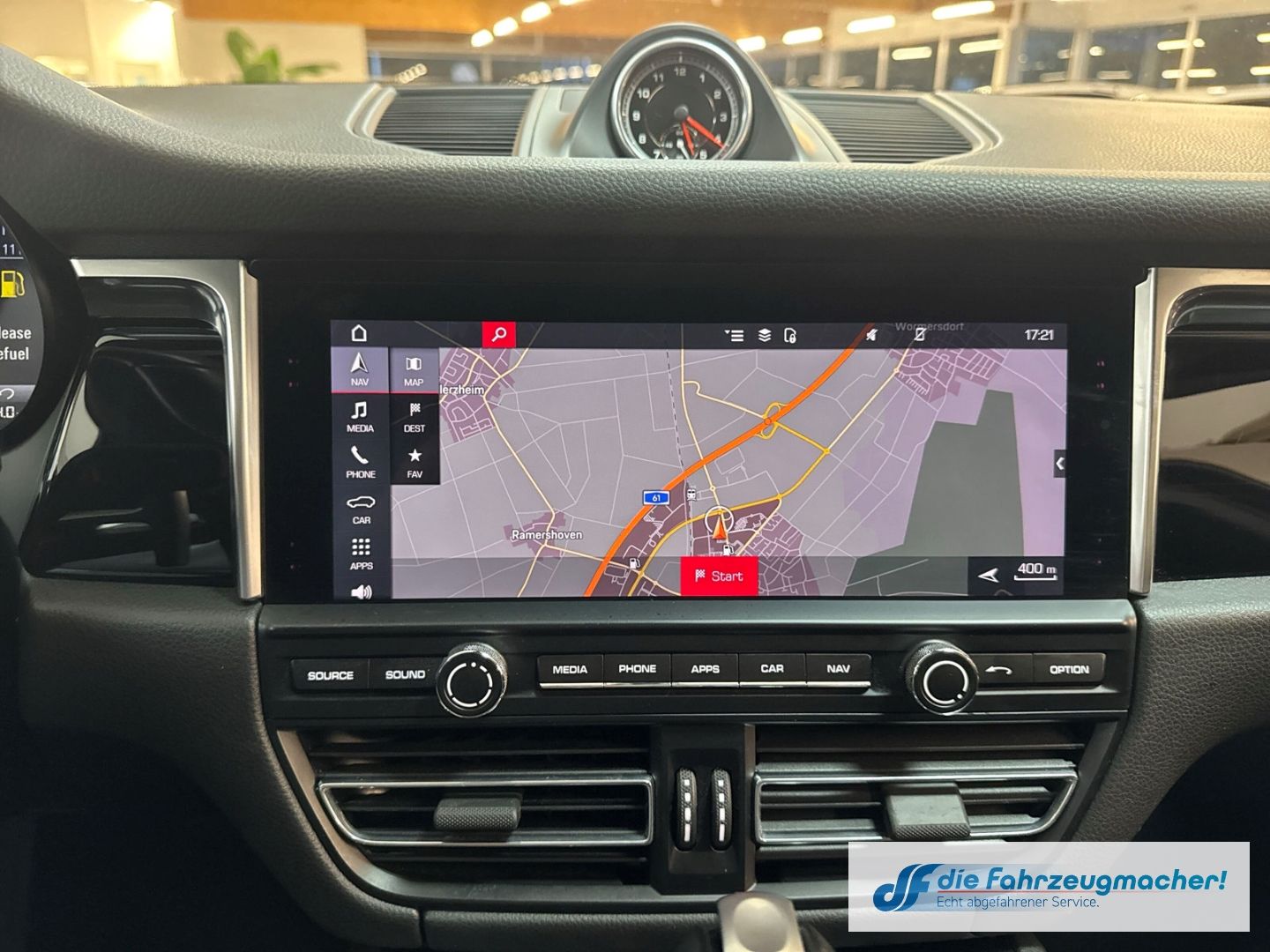 Fahrzeugabbildung Porsche Macan S El. Panodach Navi Memory Sitze Soundsyst