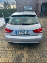 Audi A1 Sportback attraction *1-Hand* - Audi: Kleinwagen