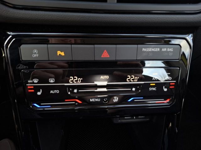 T-CROSS 1.0 TSI LIFE ACC+KLIMA+NAVI+BT+APP+SHZ