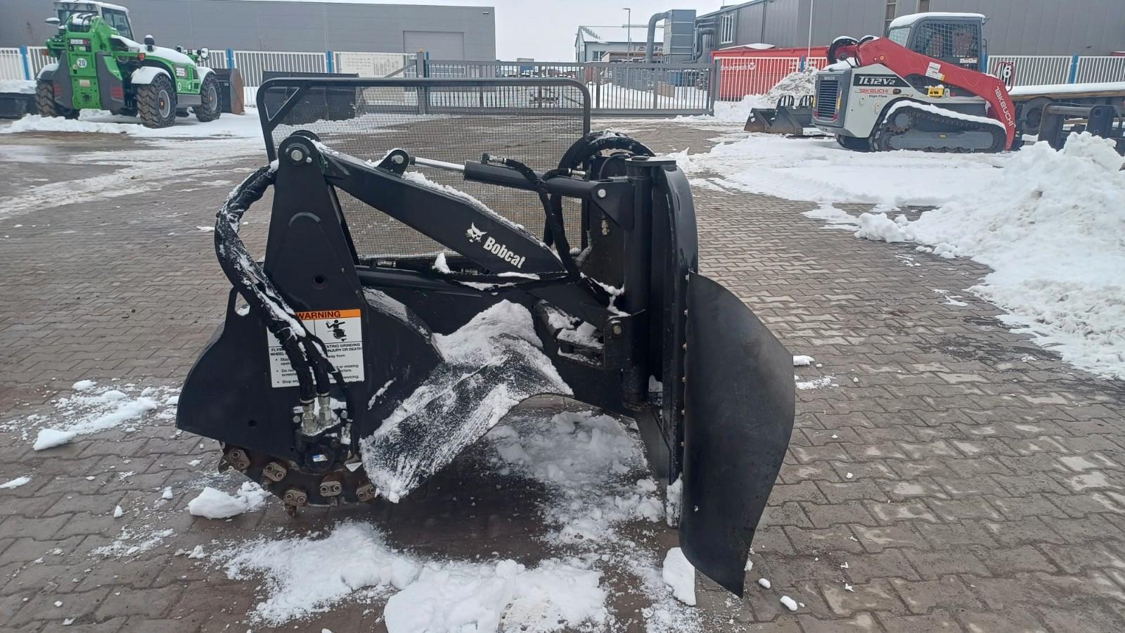 Bobcat Baumstumpfräse SGX60 Stumpergrinder