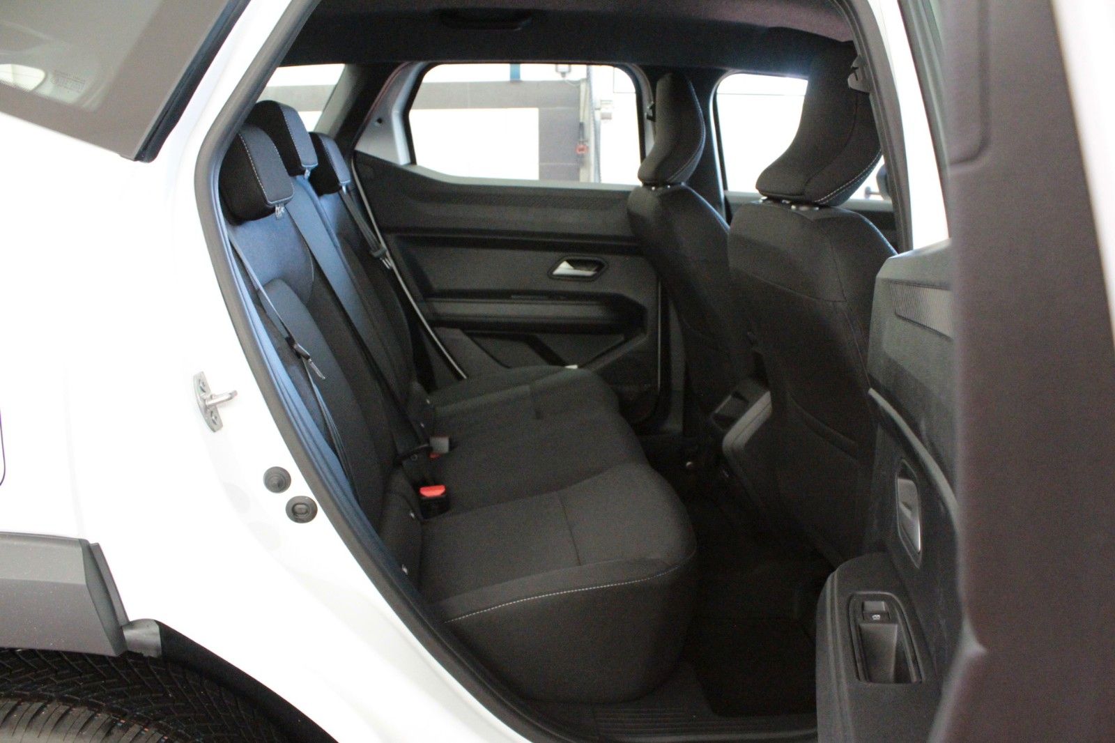 Fahrzeugabbildung Dacia Duster mild hybrid 130 4x4 Expression *Winterp.*