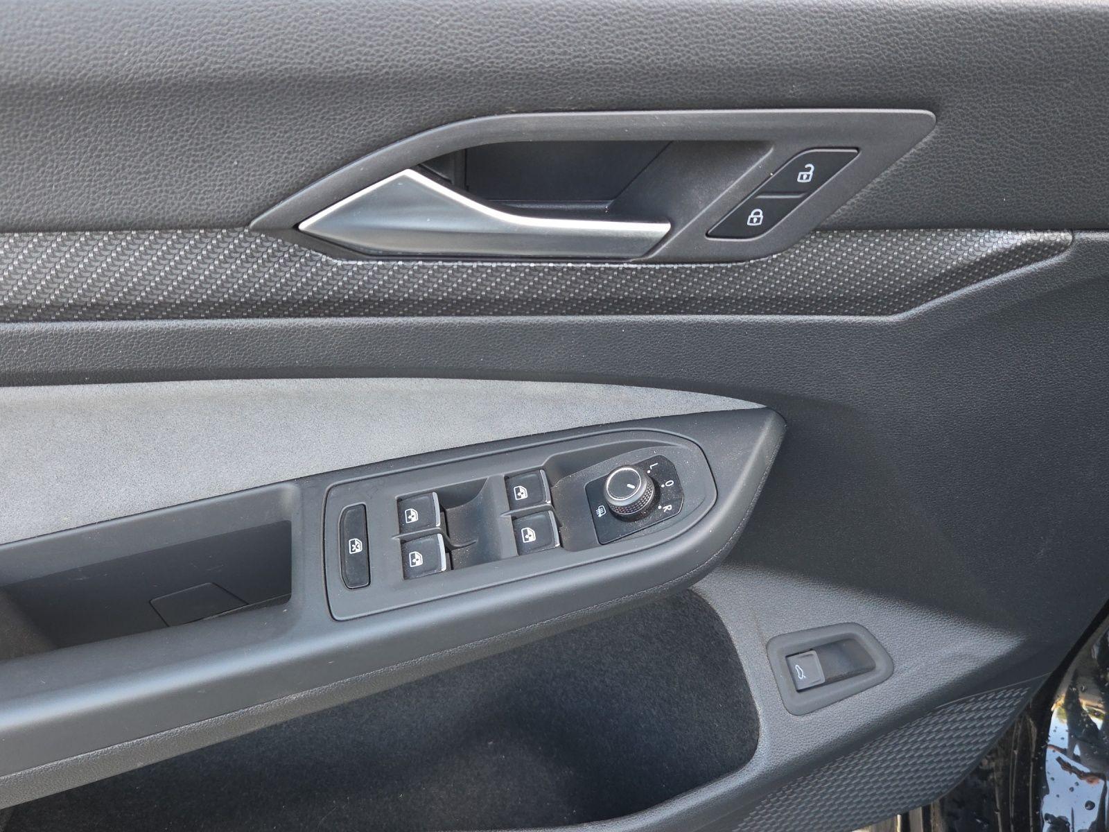 Volkswagen Golf Variant VIII 2.0 TSI R-Line 4Motion Black S, миниатюра 15