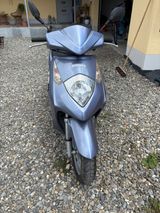 Honda Dylan 125 wer bis zum 28.5.25 holt 600€ - HONDA DYLAN 125