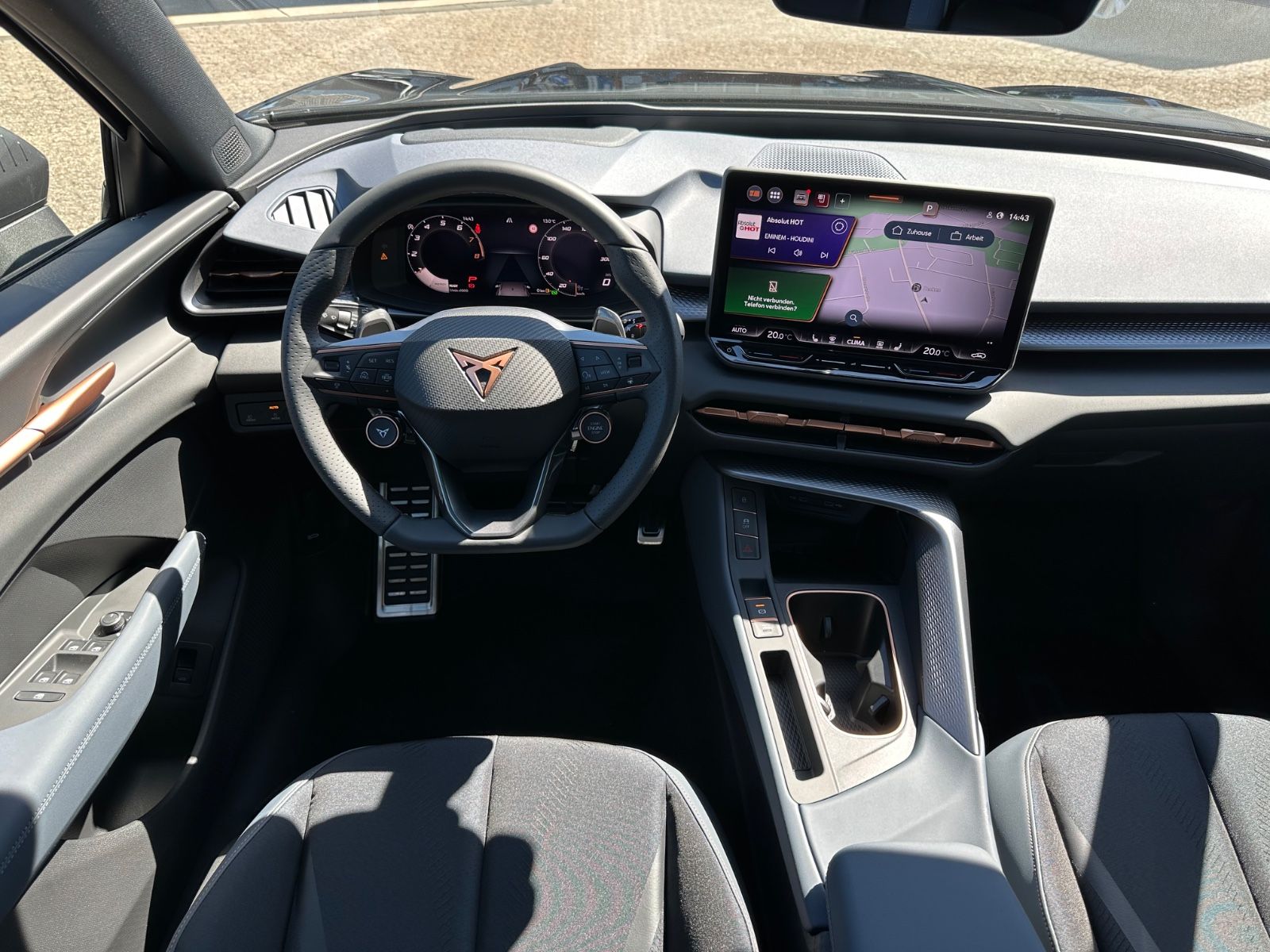 Fahrzeugabbildung CUPRA Terramar 1.5 eTSI DSG Navi/Pano/ACC/LED/AHK/GJR