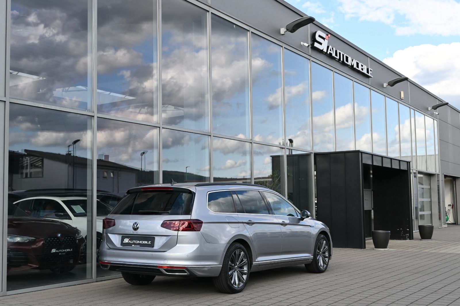 Fahrzeugabbildung Volkswagen Passat Variant 1.4 TSI DSG GTE °ACC°AHK°IQ°360°