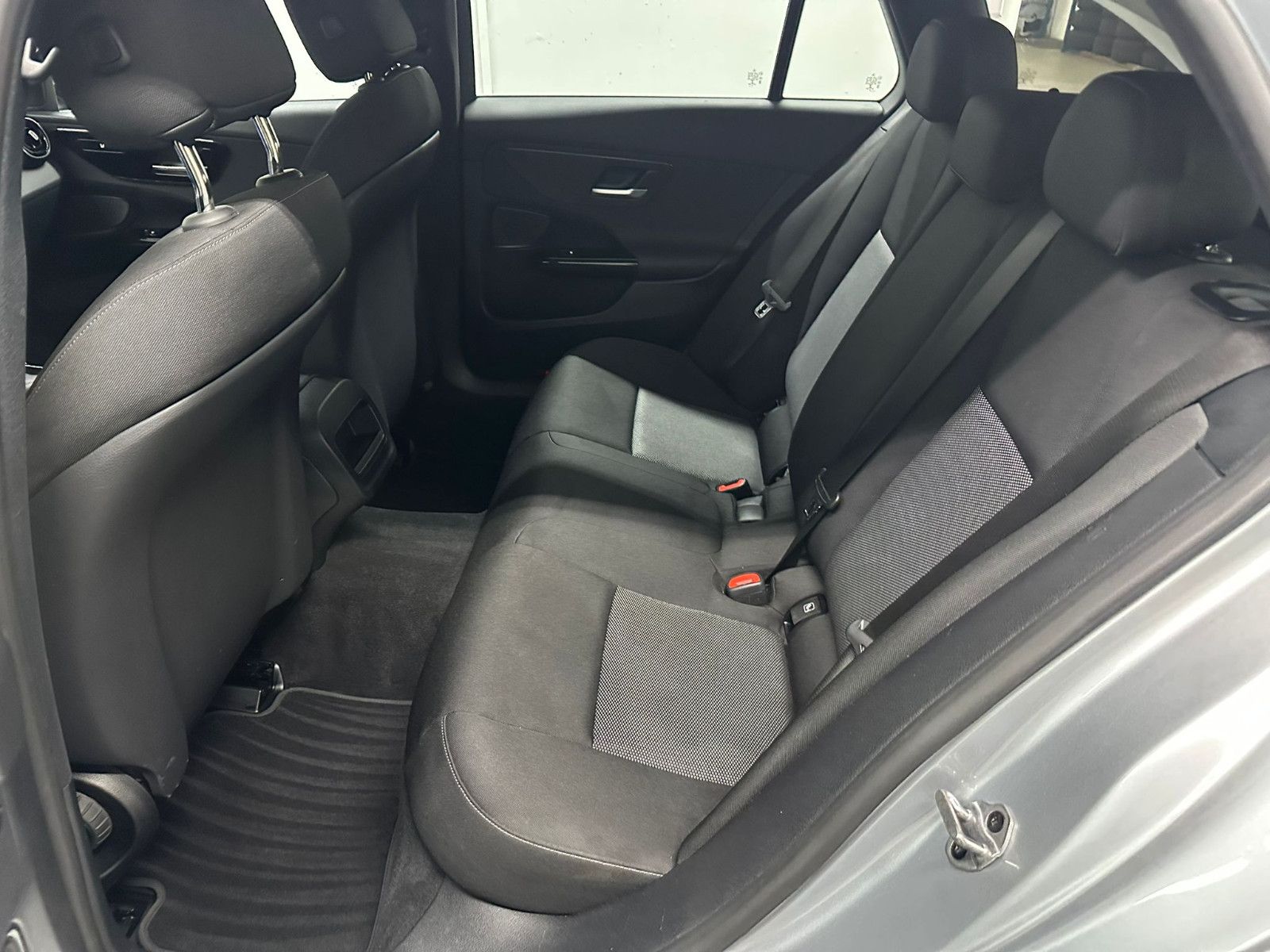 Fahrzeugabbildung Mercedes-Benz C 200 d T Autom *DISTRO*LED*NAVI*AHK*AVANTGARDE