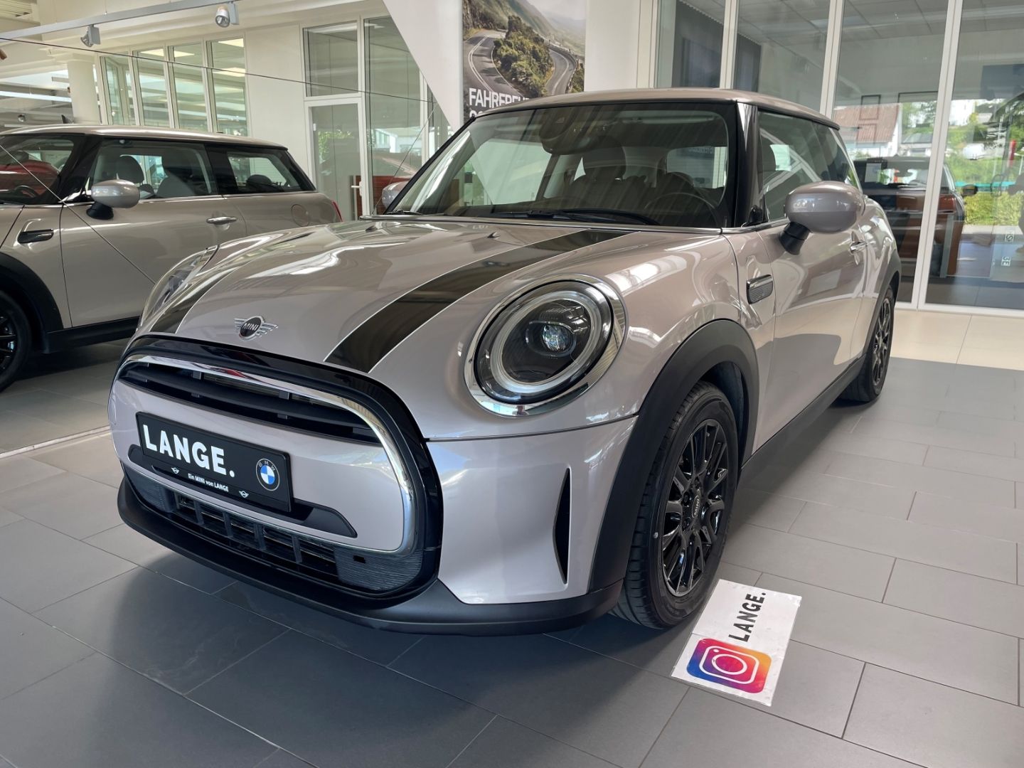 MINI Cooper Classic Trim 1.5 DRIVINGASS. CARPLAY+RÜCK