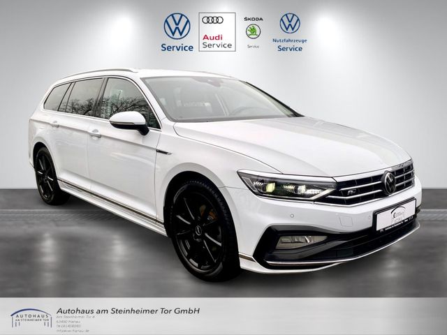 Volkswagen Passat R-LINE-4MOT-VIRT-STDH-ACC-LEDER-KAME-AHK