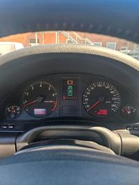 2000 AUDI A8 缩略图 15