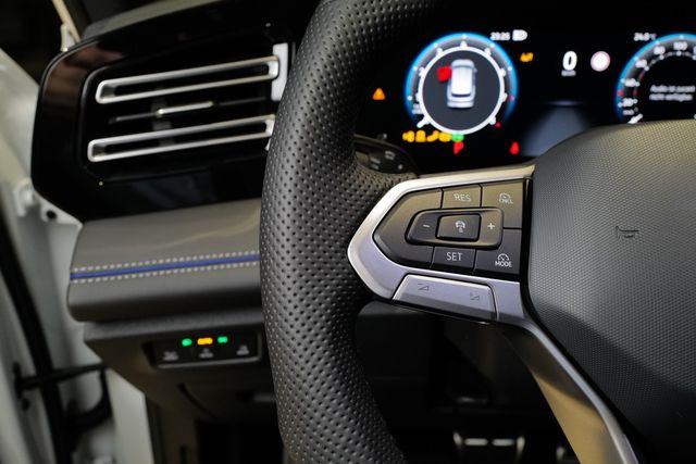 Volkswagen Tiguan 1.5eTSI DSG R-Line BlackStyle HKardon Pan