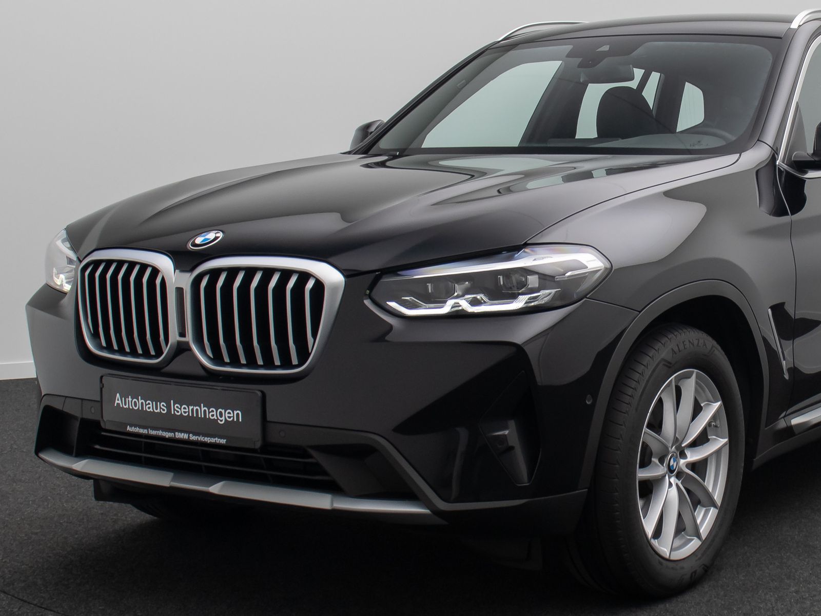 Fahrzeugabbildung BMW X3 xD20d Kamera DAB HiFi AHK Sportsitz Leder 18"
