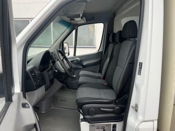 Fahrzeugabbildung Mercedes-Benz Sprinter 513 CDI, Möbelkoffer