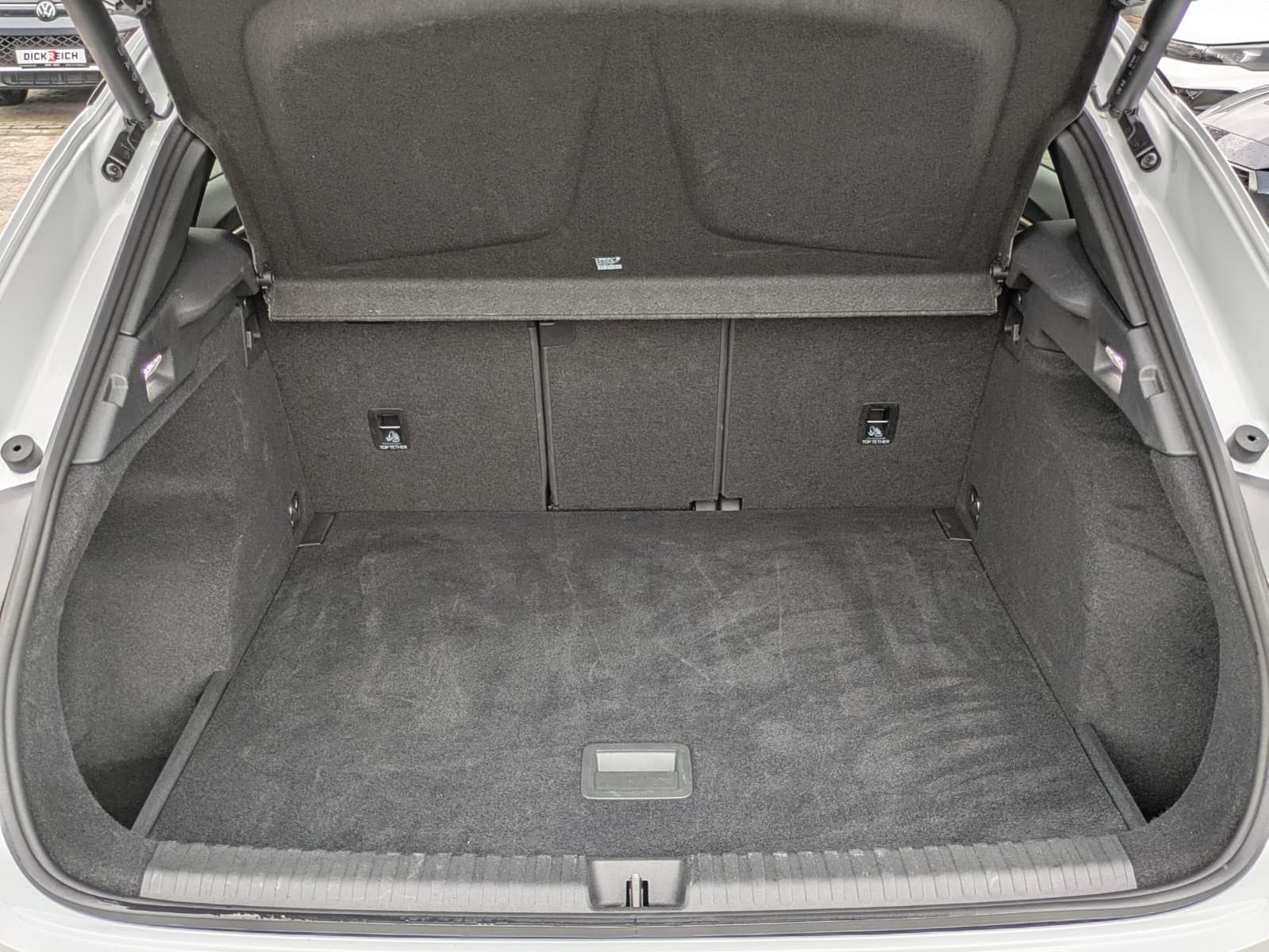 Fahrzeugabbildung CUPRA Terramar 2.0 TSI 4D VZ HUD*MATRIX*PANO*DCC*20"